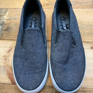 Lugz Men’s Clipper Slip-on